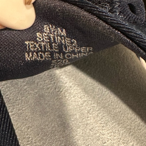 Navy blue slide one - Picture 7 of 7